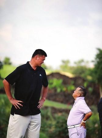 的掏裆动作 的掏裆动作