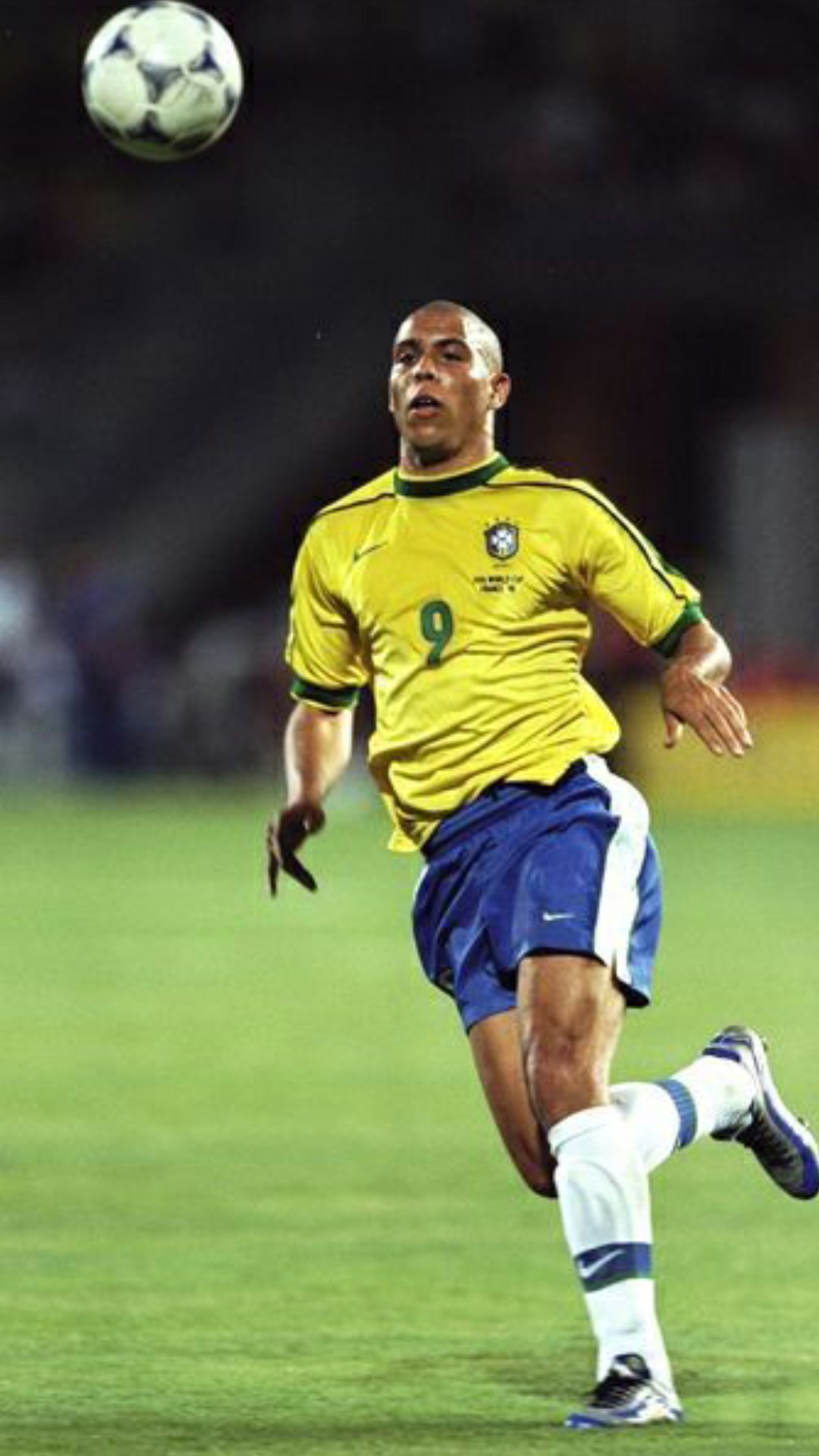 末轮逆转日本名将！杨文龙首夺世界杯冠军中新体坛.