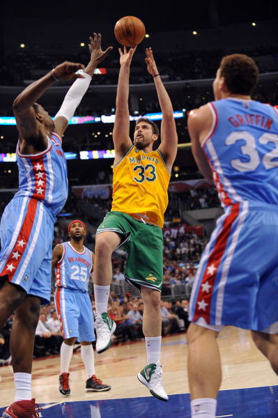 日成为焦点 日成为焦点