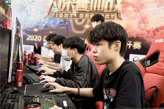 的逼迫效应 的逼迫效应