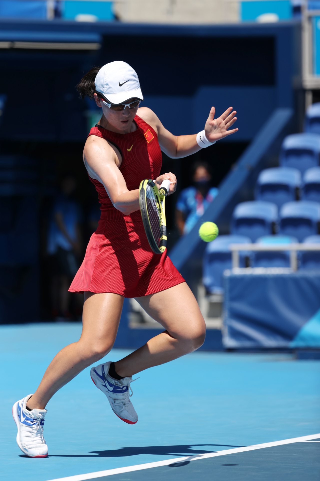 把对手逼到 把对手逼到