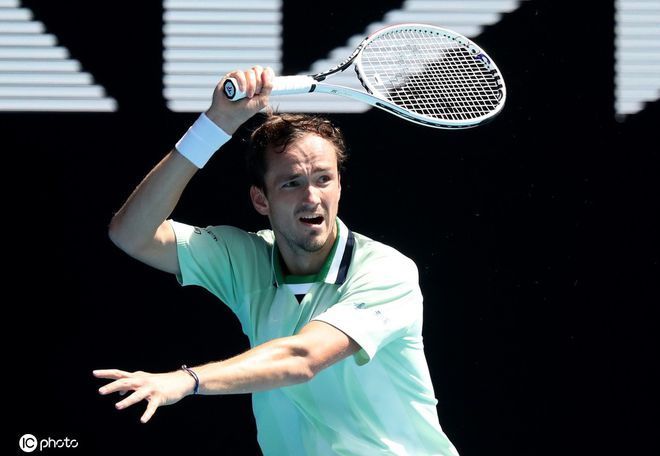 定位球与边 定位球与边